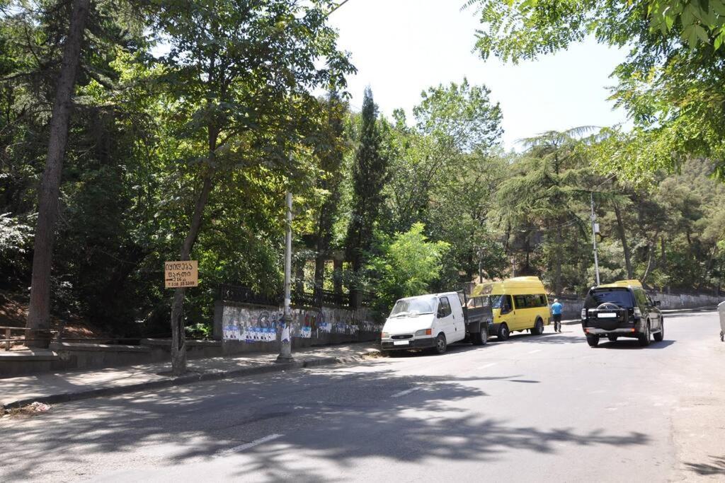 Lada Guest House Tbilisi Esterno foto
