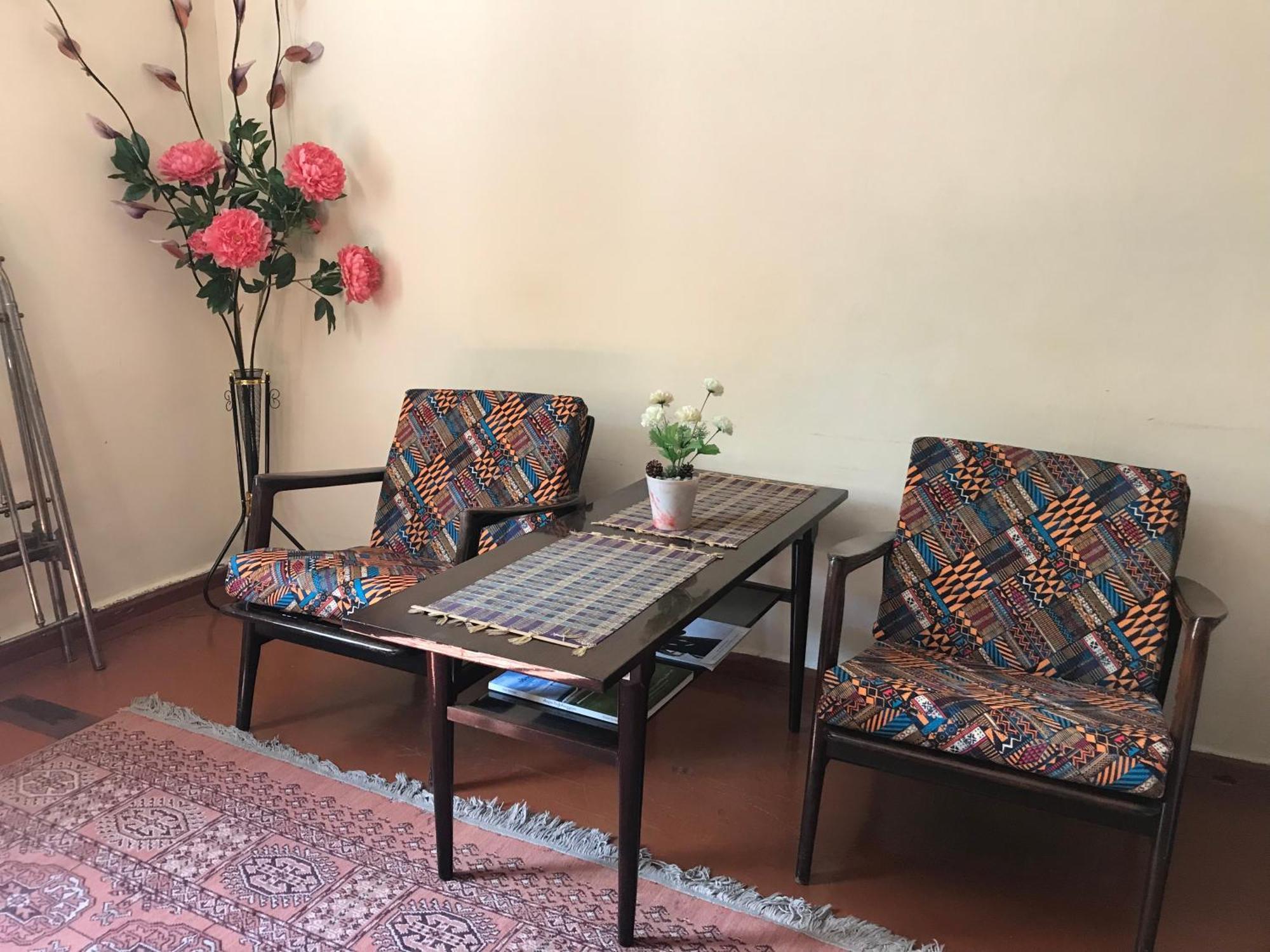 Lada Guest House Tbilisi Esterno foto